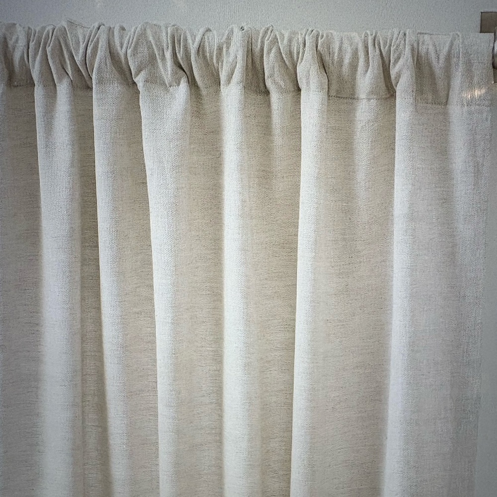 Pottery Barn Belgian Flax Linen Curtain - 50"w x 96"h - Picture 6 of 6